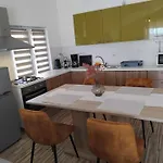 דירה Ivana *