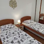 Apartment Ivana *