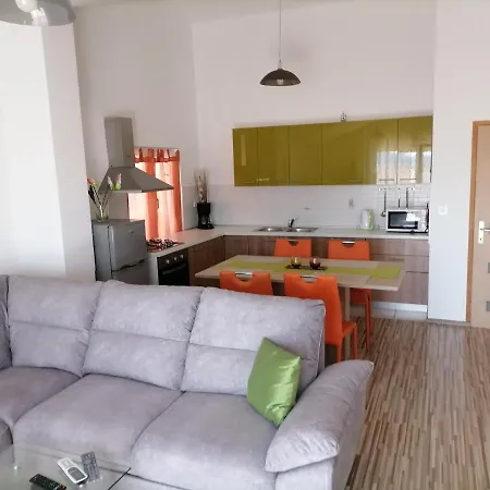 Ivana Apartment *