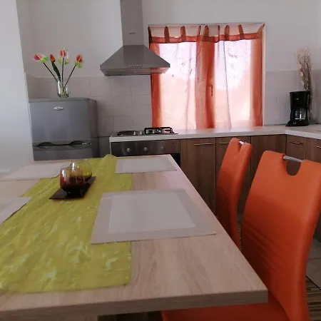 Apartment Ivana *